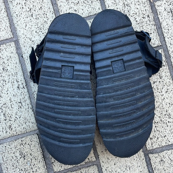 Dr. Martens Voss Leather Strap Sanndals - Picture 4 of 8